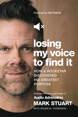 Losing My Voice to Find It (Paperback)