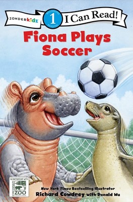 Fiona Plays Soccer (Paperback)