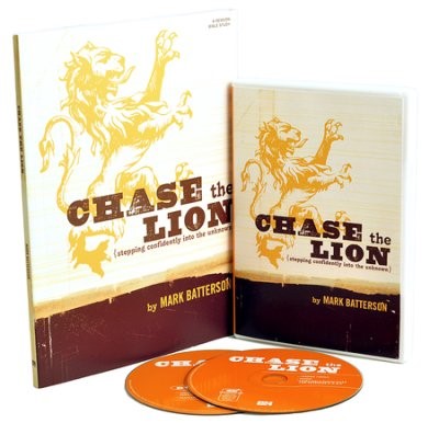 Chase the Lion Leader Kit (Mixed Media Product)