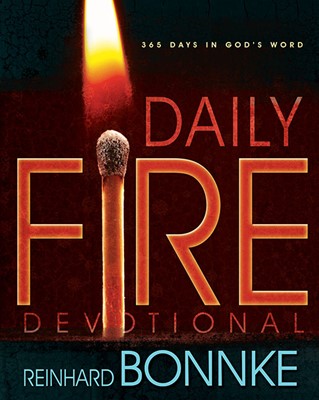 Daily Fire Devotional: 365 Days In Gods Word (Paperback)