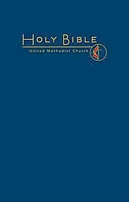 CEB Common English Large Print Pew Bible, Navy UMC Emblem (Hard Cover)