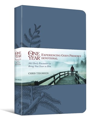 The One Year Experiencing God's Presence Devotional (Imitation Leather)