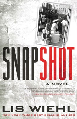 Snapshot (Paperback)