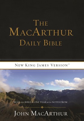 The NKJV Macarthur Daily Bible (Paperback)