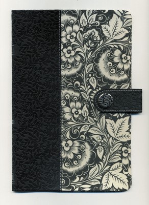 NKJV Designer Series Ultraslim Bible, black white floral (Paperback)