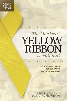 The One Year Yellow Ribbon Devotional (Paperback)