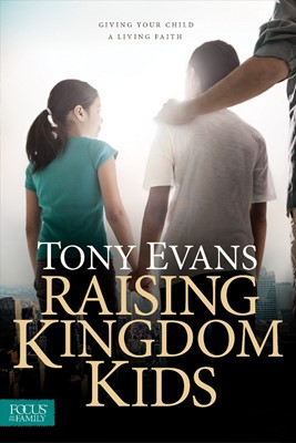 Raising Kingdom Kids (Paperback)