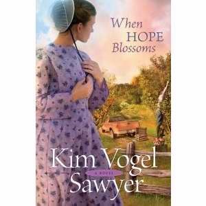 When Hope Blossoms (Paperback)