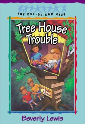 Tree House Trouble (Paperback)