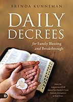 Daily Decrees for Family Blessing and Breakthrough (Paperback)
