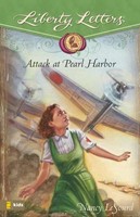 Attack At Pearl Harbor (Paperback)